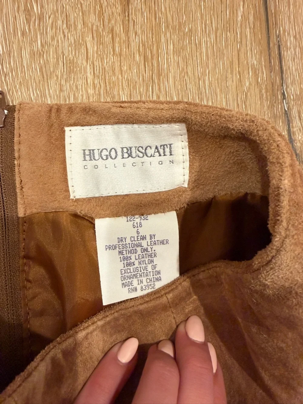 Hugo Buscati Brown Suede Mini Skirt - Picture 4 of 6